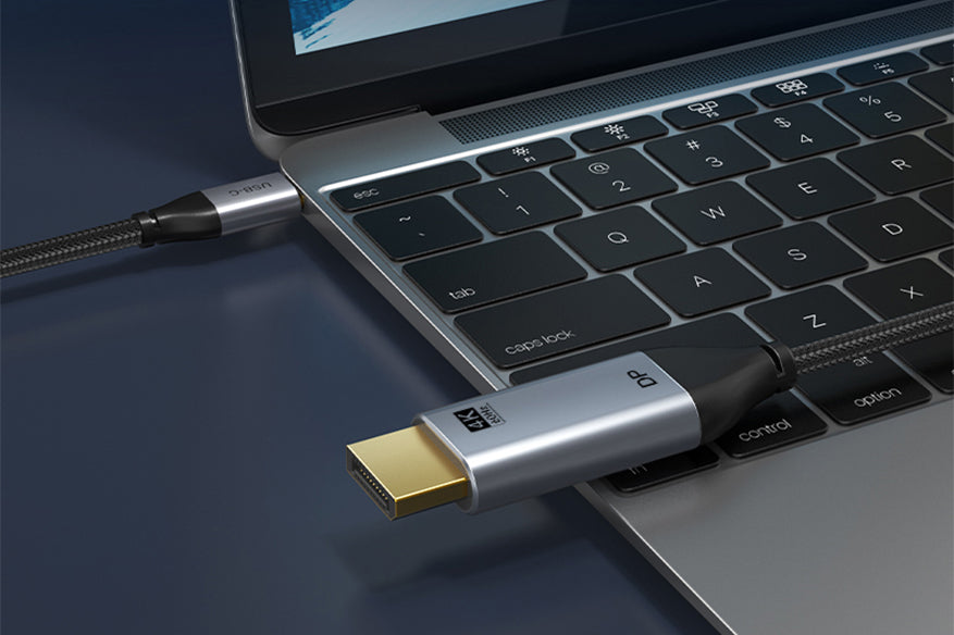 USB-C to DisplayPort cable plug and play connection